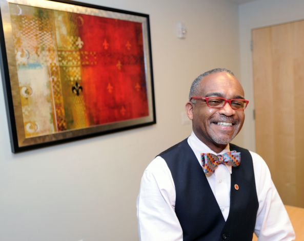 Dr. Paul Lowe - Admissions Expert